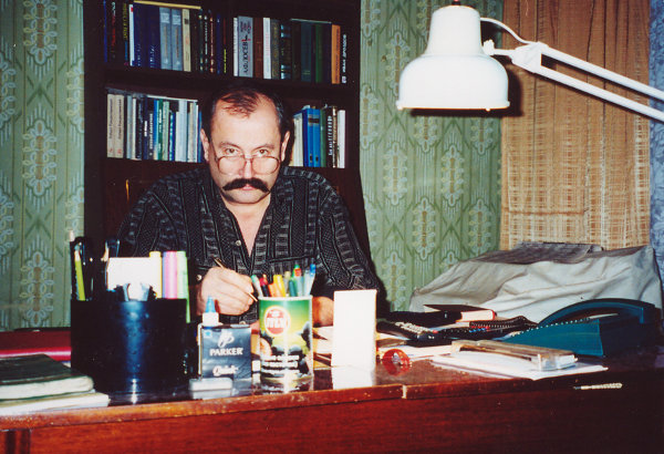     2002